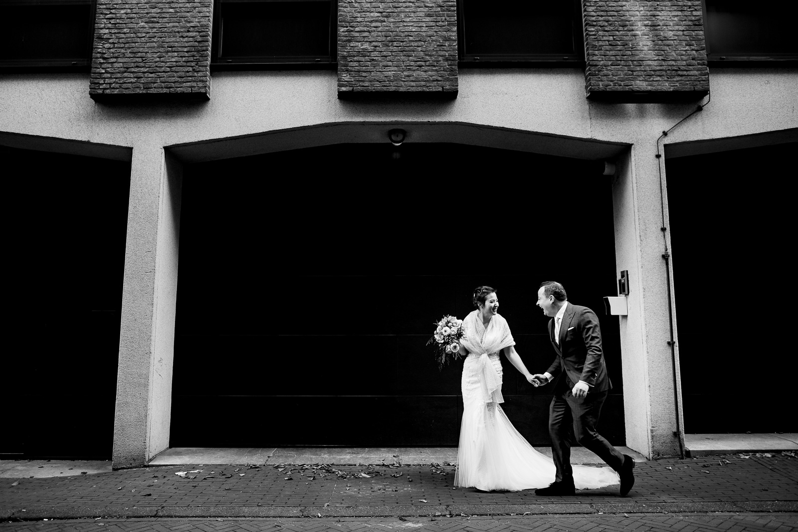 Fotoshoot bruidspaar Trouwfotograaf Den Haag