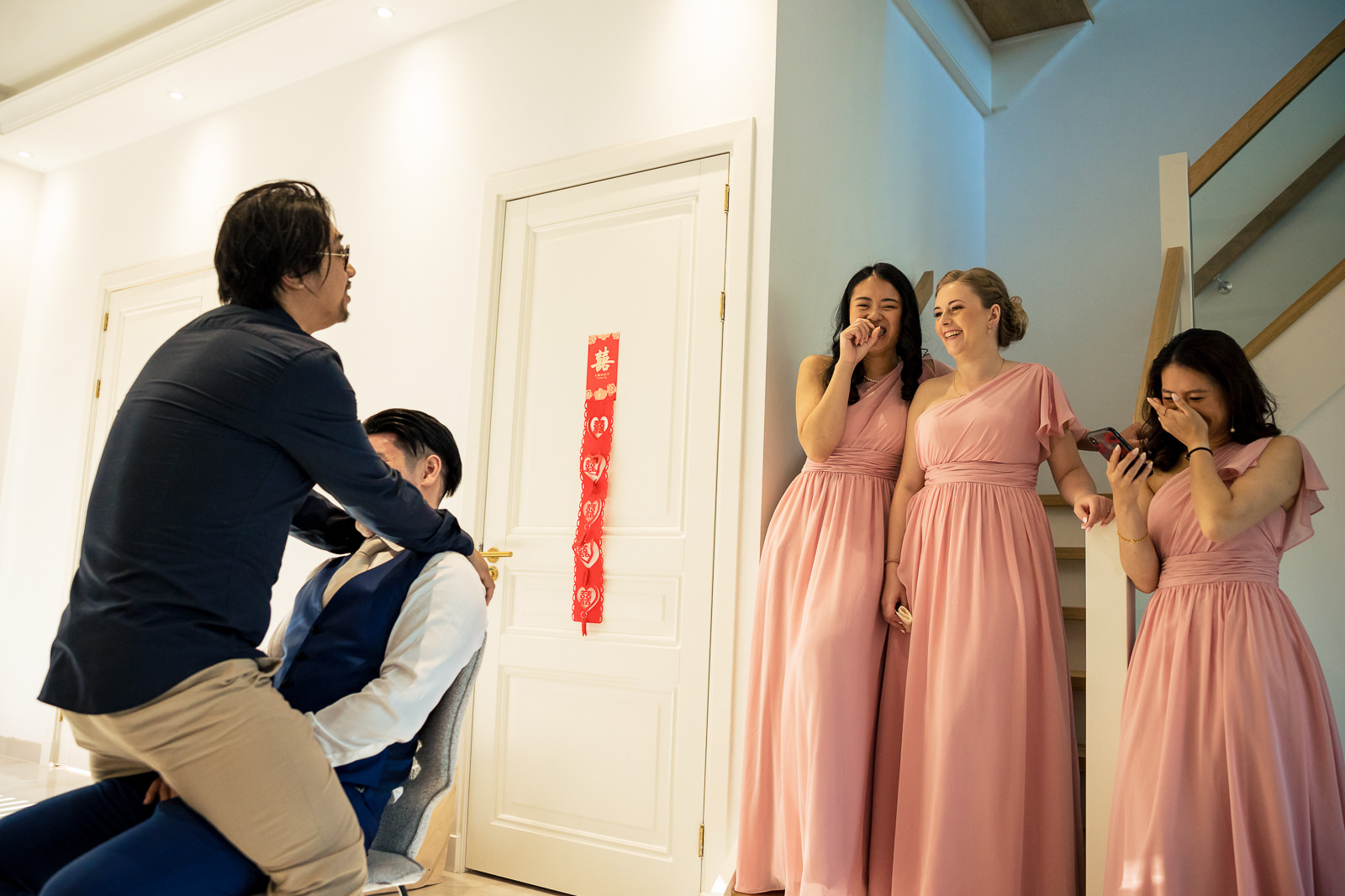 Trouwfotograaf Chinese bruiloft lapdance deurspelletjes