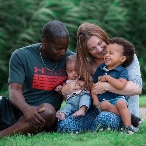 Portretfotograaf Den Haag | Familieshoot met Chase en baby Bryce