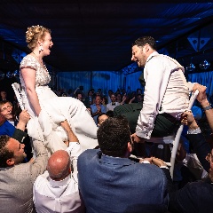 Een stijlvolle bruiloft met Joodse tradities | Hanneke & Dennis