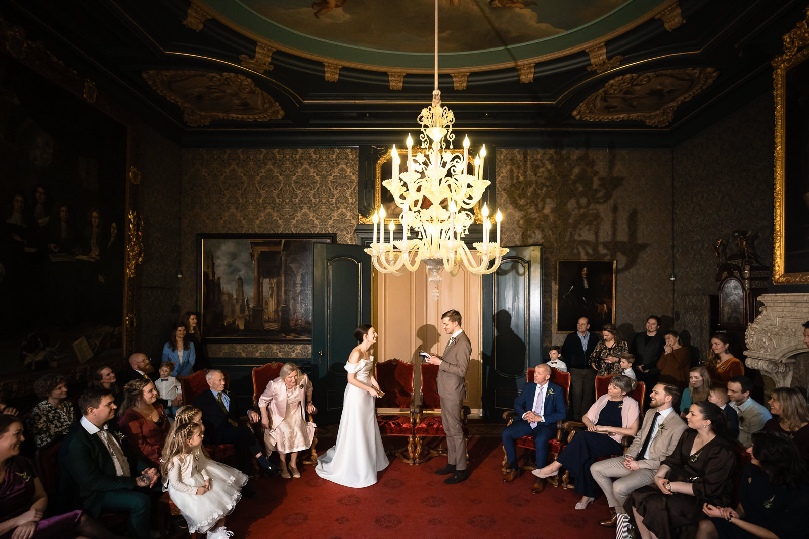 Trouwgeloften tijdens ceremonie vastgelegd door Trouwfotograaf Den Haag Paco van Leeuwen