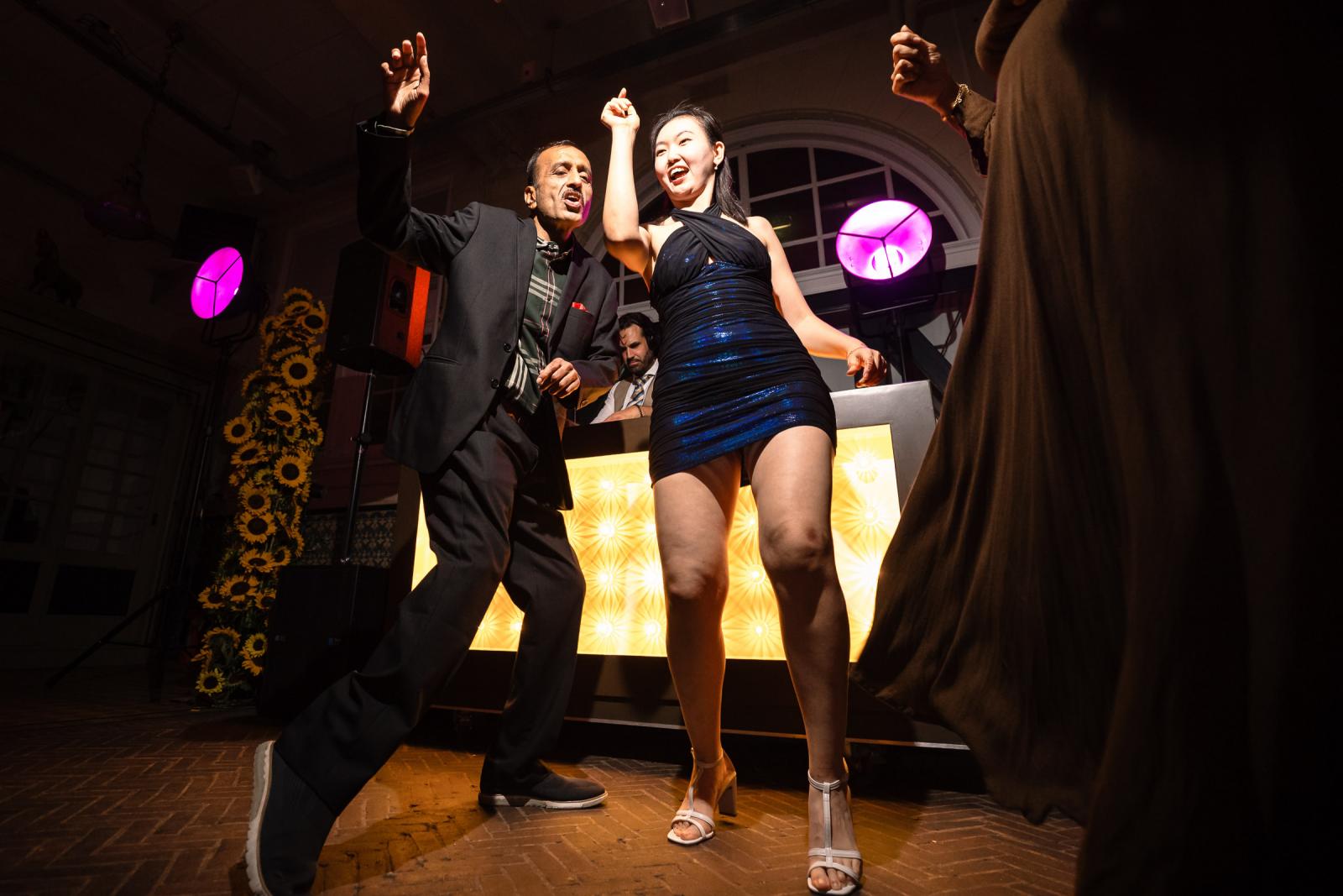 Multicultureel trouwfeest met dans en muziek in exclusieve trouwlocatie Landgoed Duin en Kruidberg