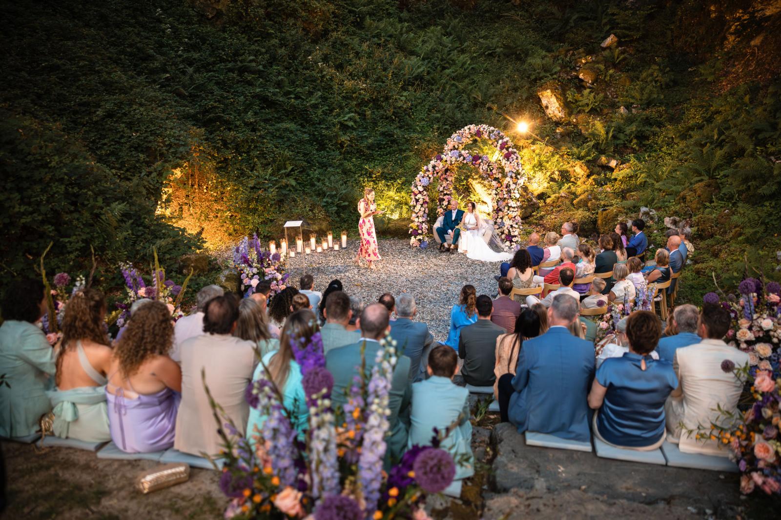 Avond Ceremonie Destination Wedding La Carriere Ardennen Belgie 