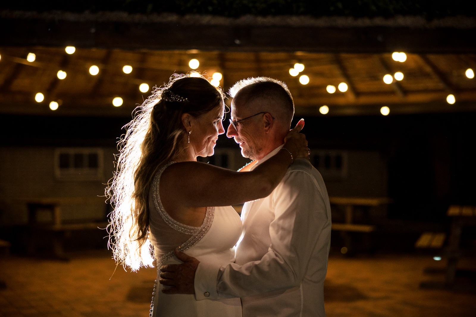 Trouwfotograaf Westland avond shoot met bruidspaar