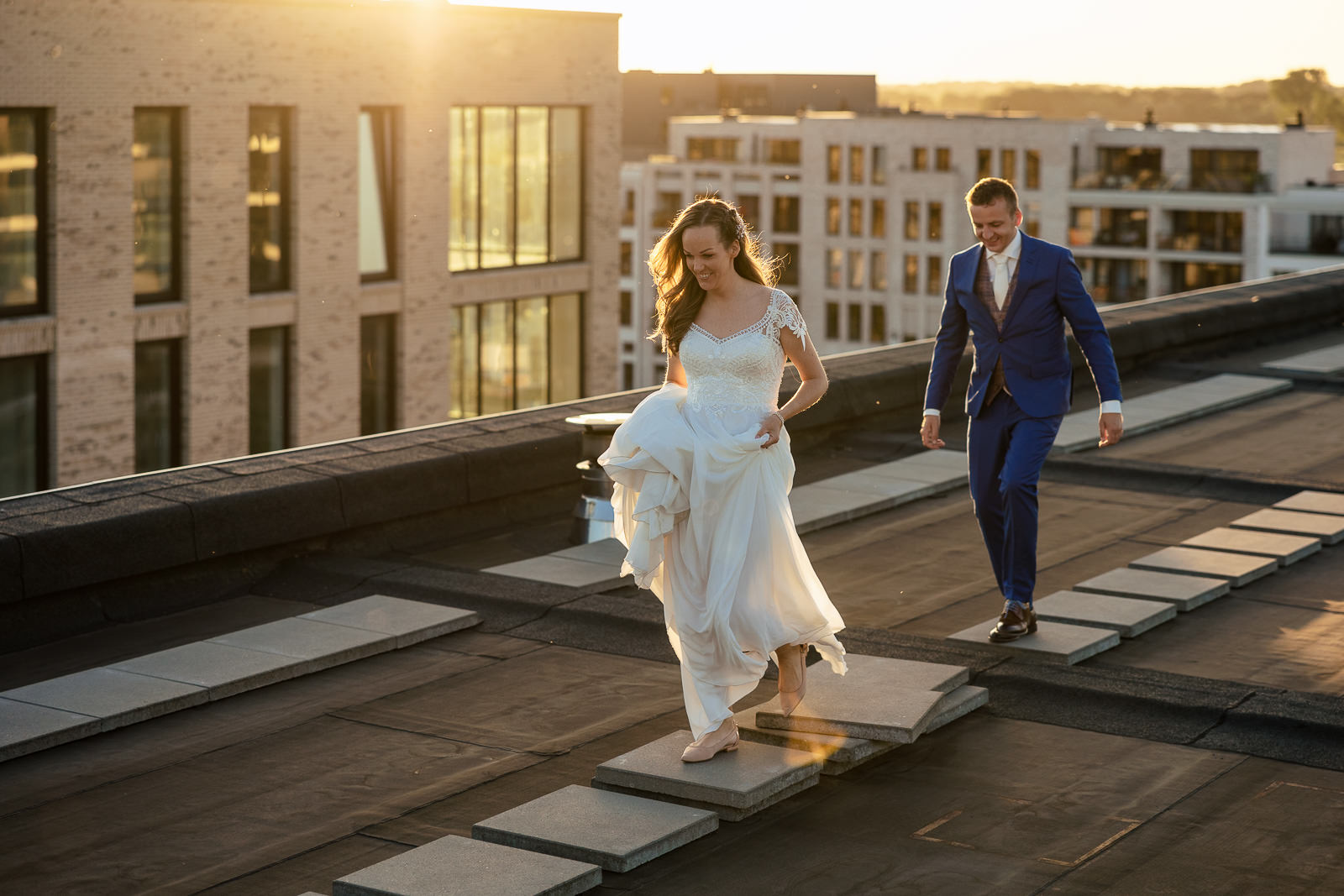 Trouwfotograaf Zutphen Sunset shoot op het dak bij Het Koelhuis Zutphen