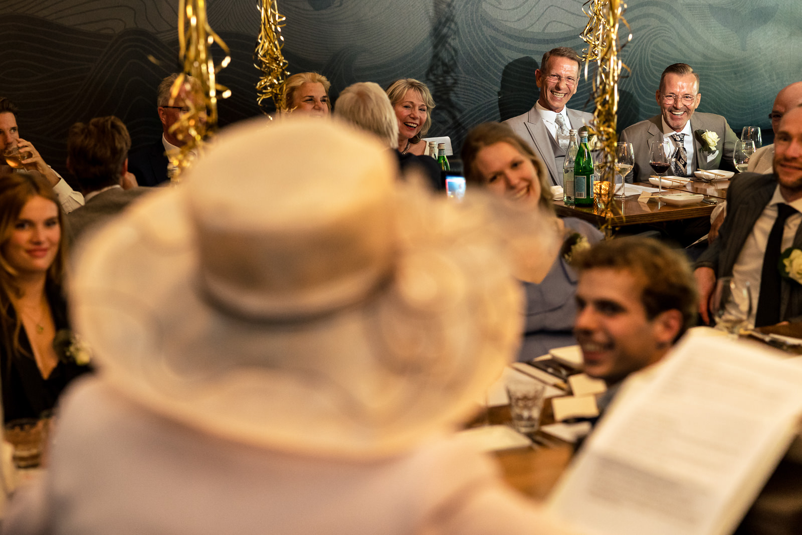 Trouwfotograaf Homohuwelijk Den Haag speech van moeder bij de WOX