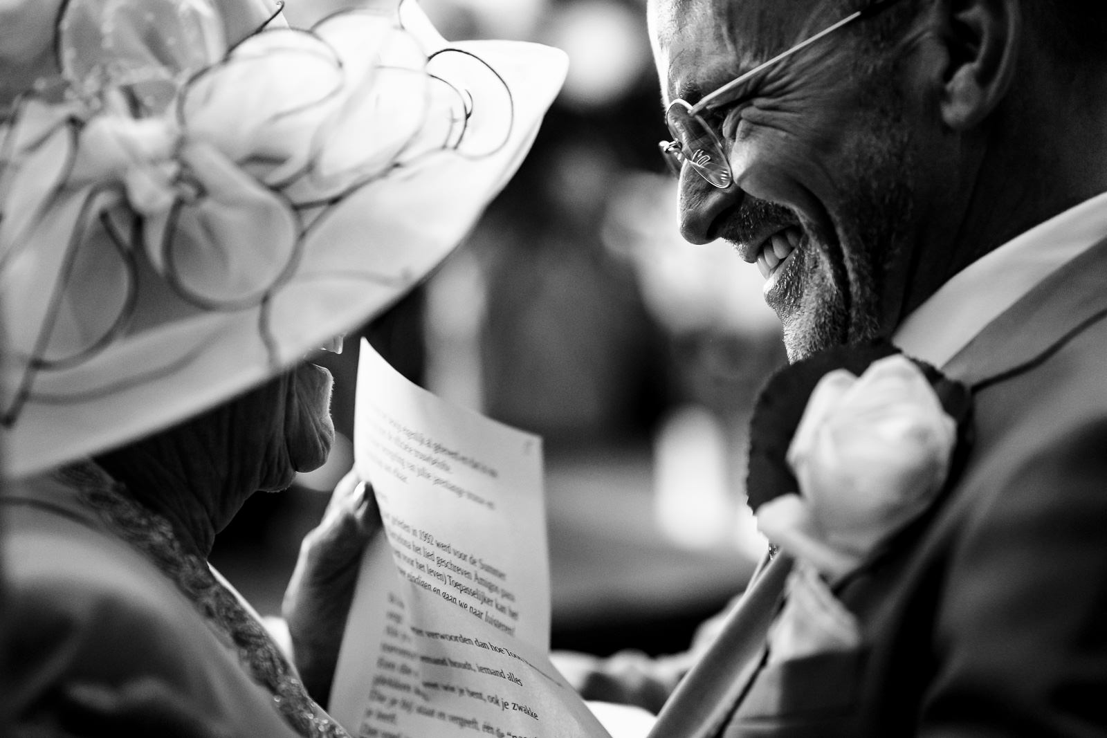 Trouwfotograaf Homohuwelijk Den Haag Tranen bij de speech van moeder