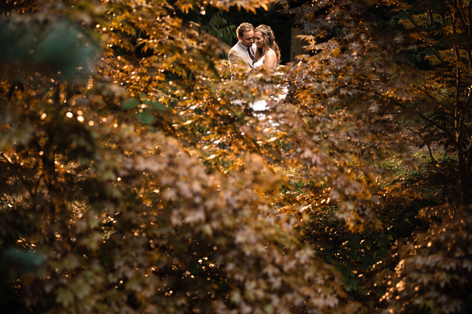 Sunset Fotoshoot bruidspaar bij Kasteel Oud Poelgeest 