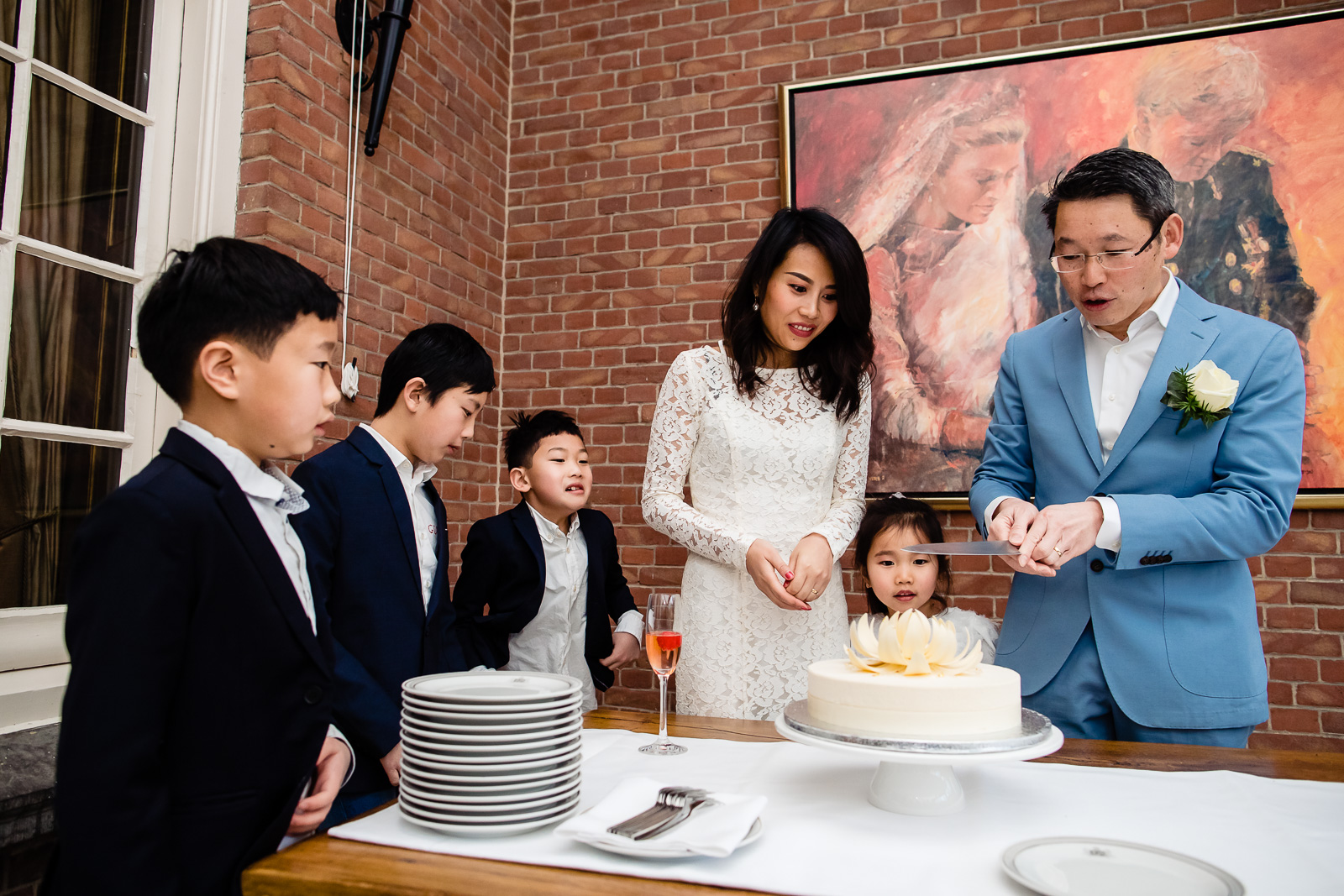Trouwfotograaf taart moment Chinese kasteel bruiloft