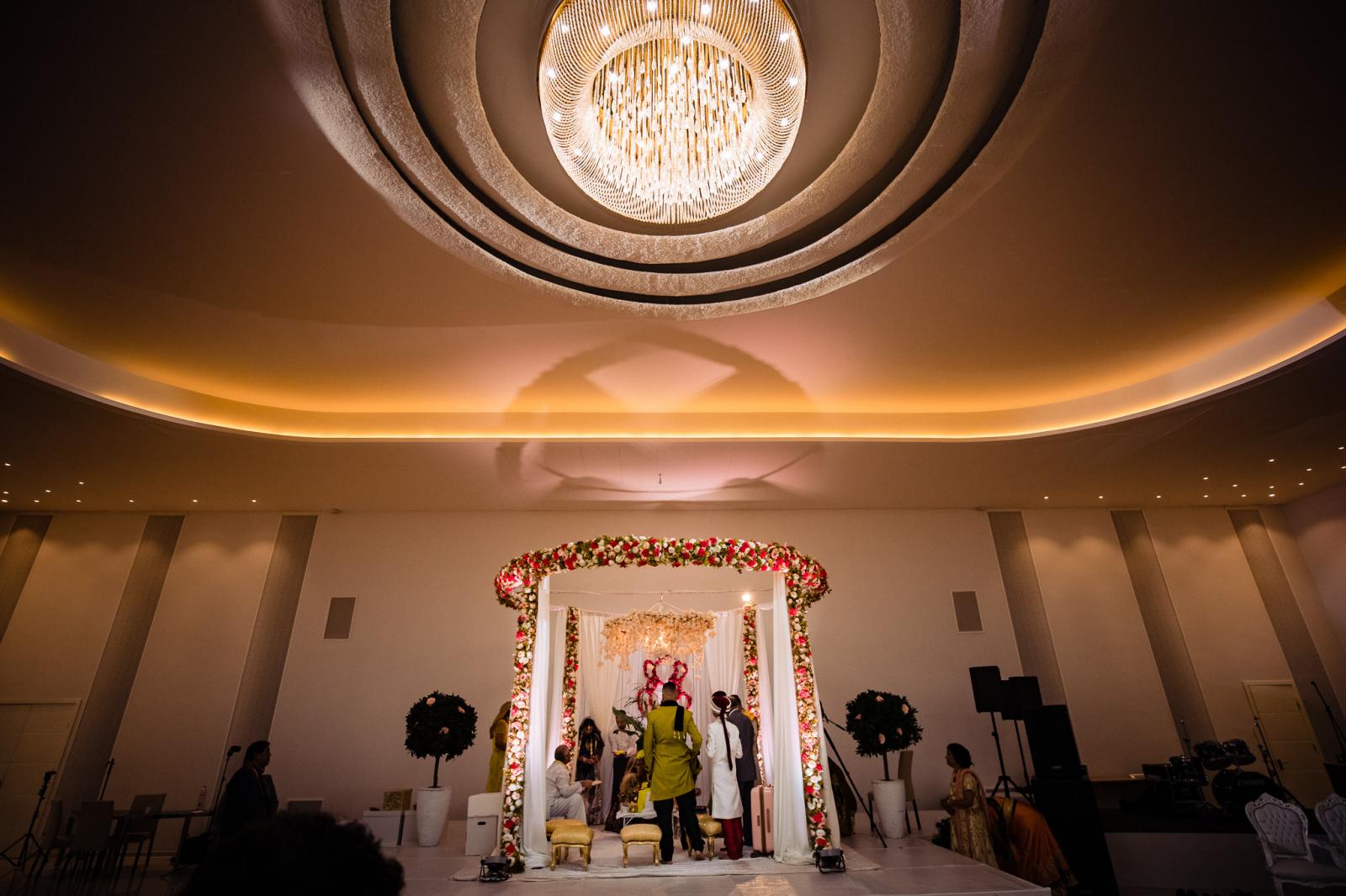 Trouwceremonie hindoestaanse bruiloft door trouwfotograaf rey events almere