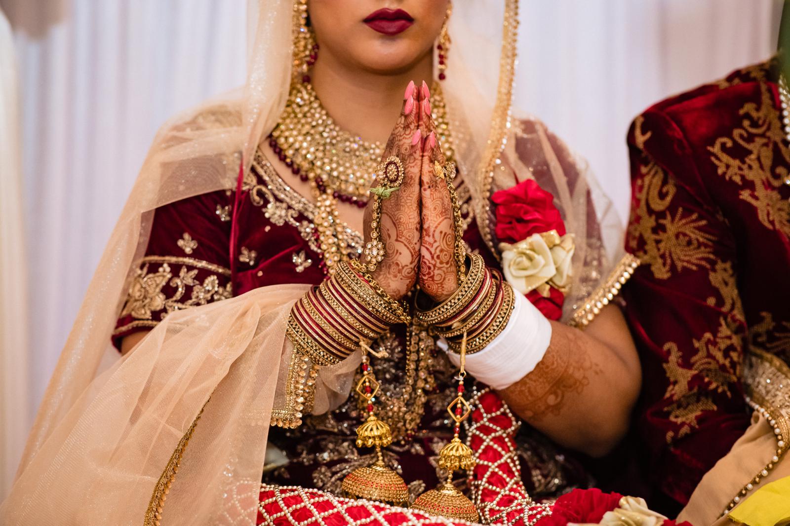 huwelijksceremonie hindoestaanse bruiloft door trouwfotograaf rey events almere