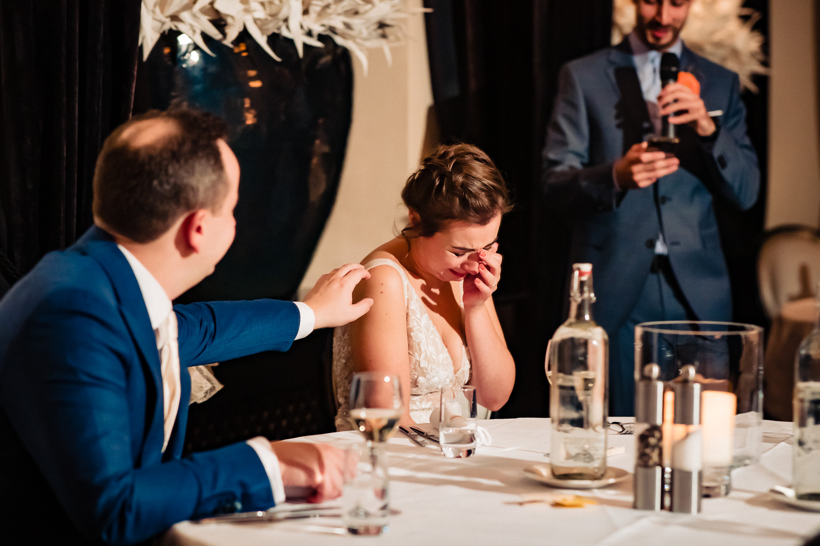 emotionele speech van broer bruid bij landgoed te werve rijswijk trouwfotograaf den haag
