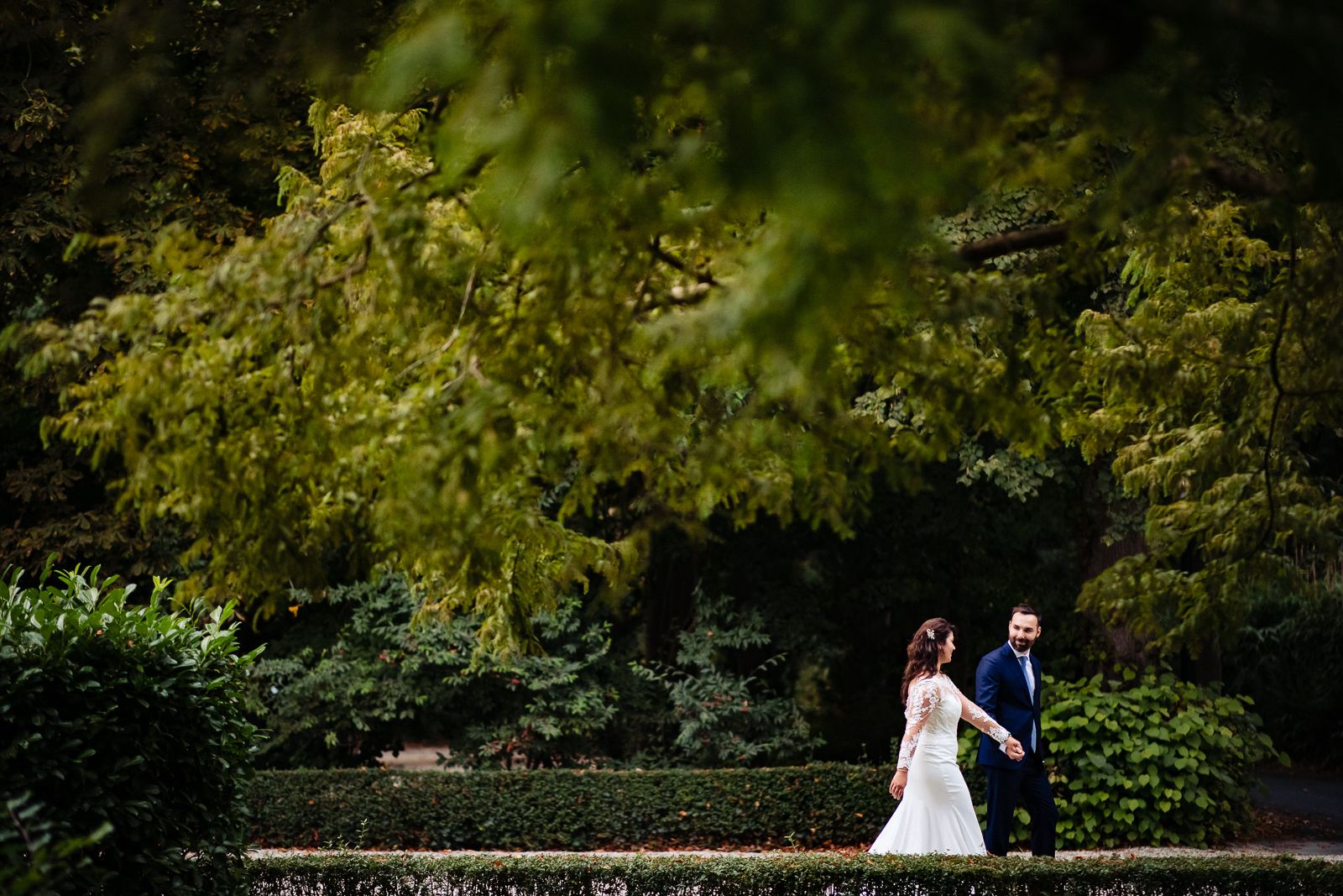 Trouwfotograaf herfst fotoshoot met bruidspaar