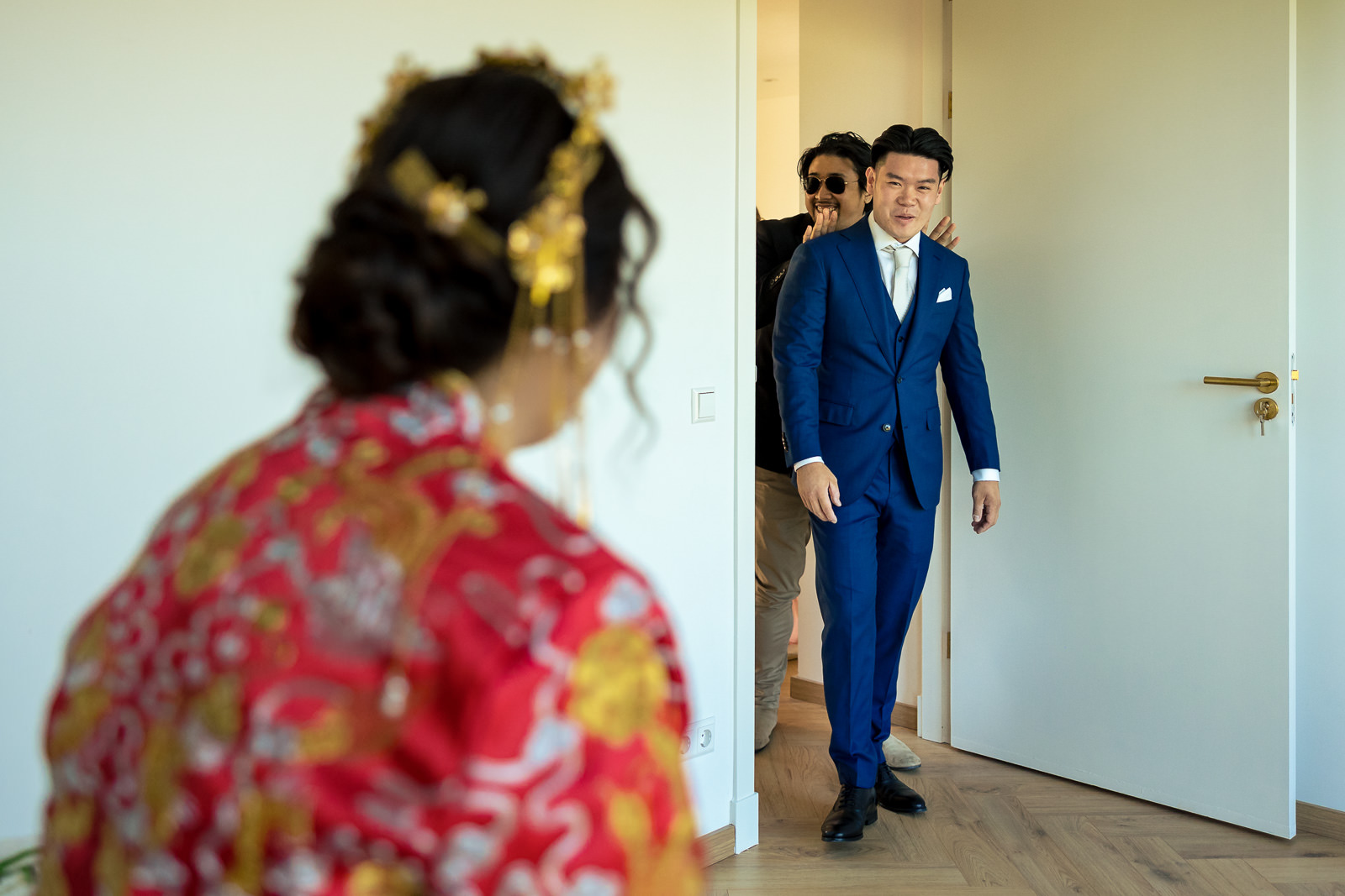 Trouwfotograaf Chinese bruiloft first look bruidspaar