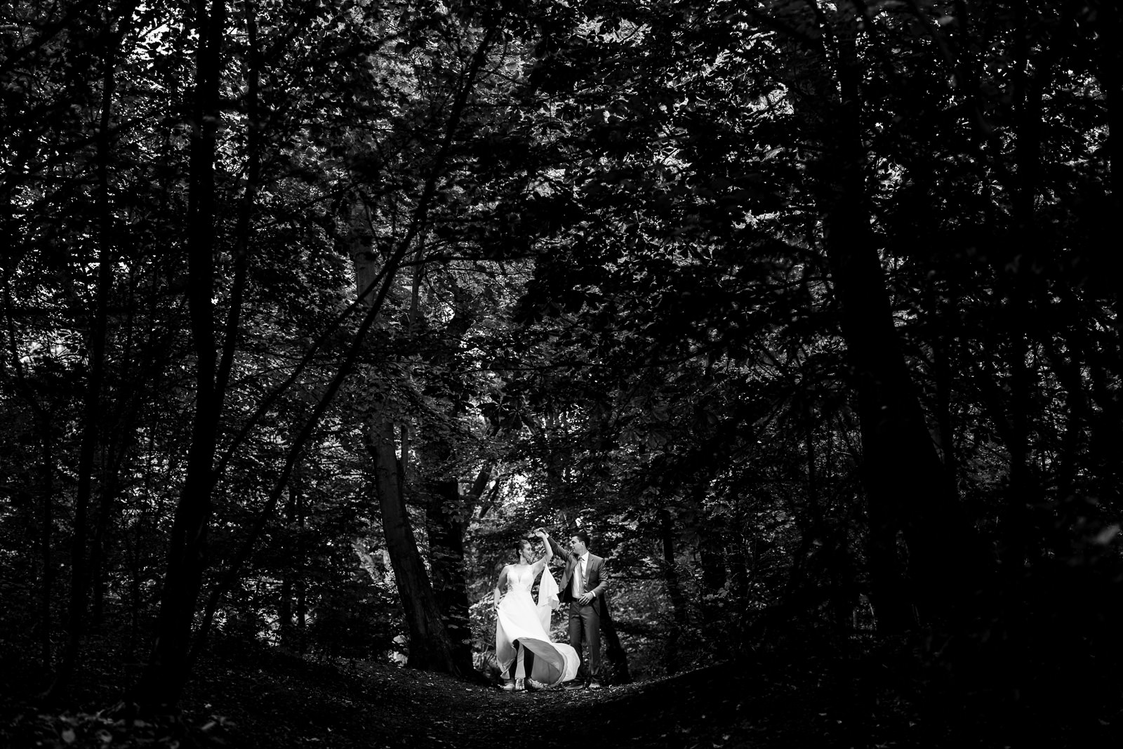 forrest wedding photoshoot by wedding photographer The Hague