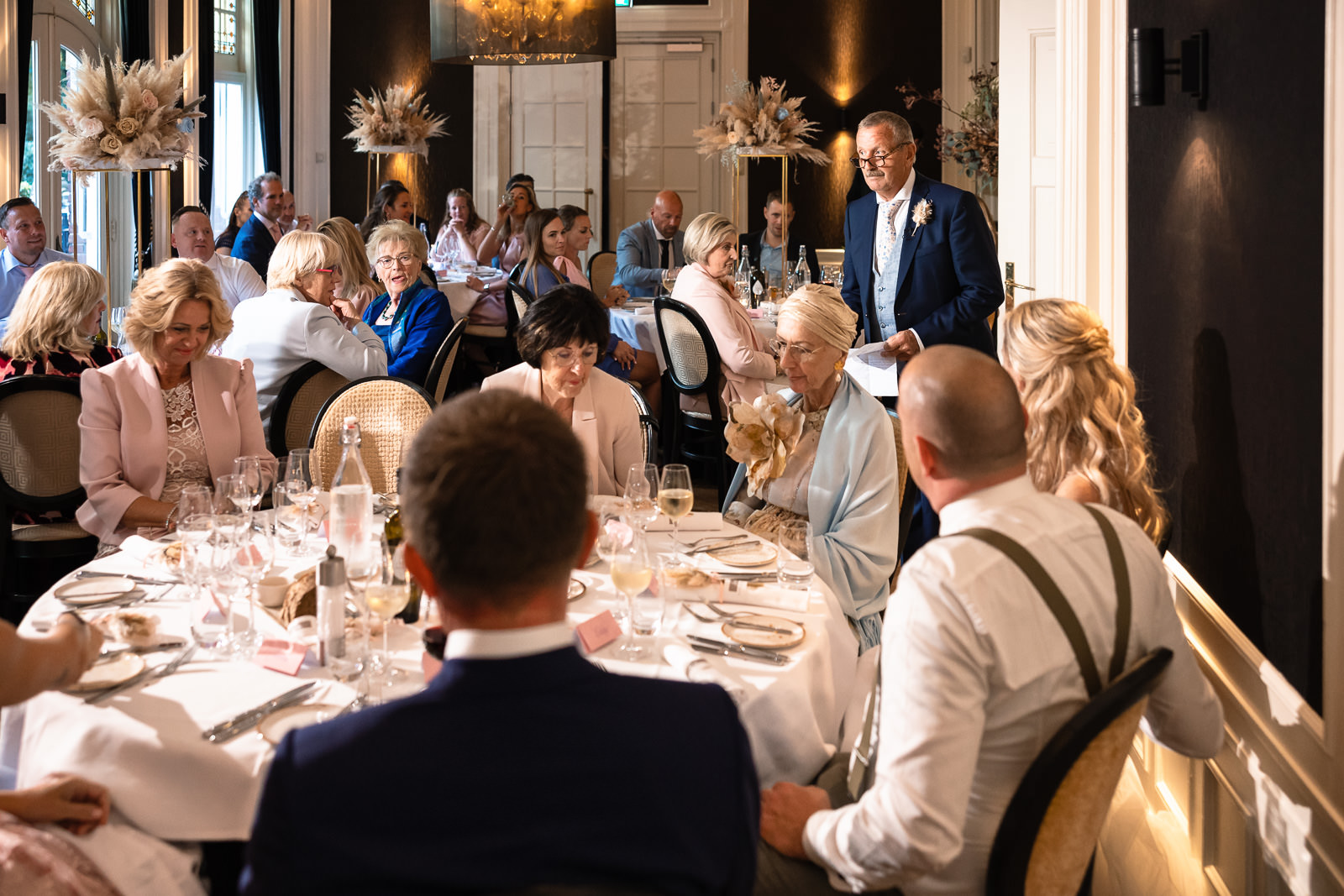 Speech van de vader van de bruidegom tijdens diner bij Kasteel de Hooge Vuursche