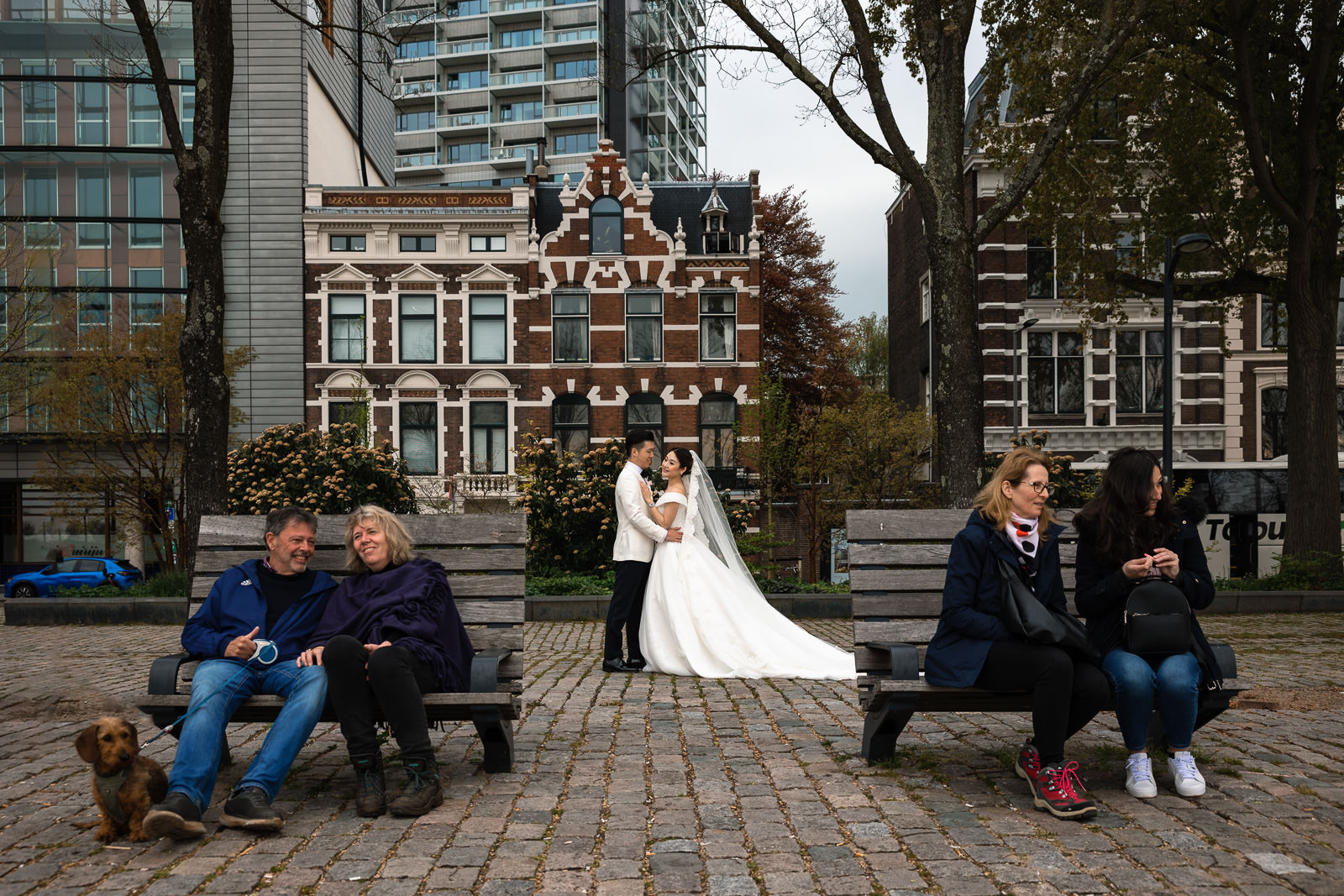 Chinees bruidspaar fotoshoot op de kade Trouwfotograaf Rotterdam Wereld Museum en Huis ter Duijn Noordwijk