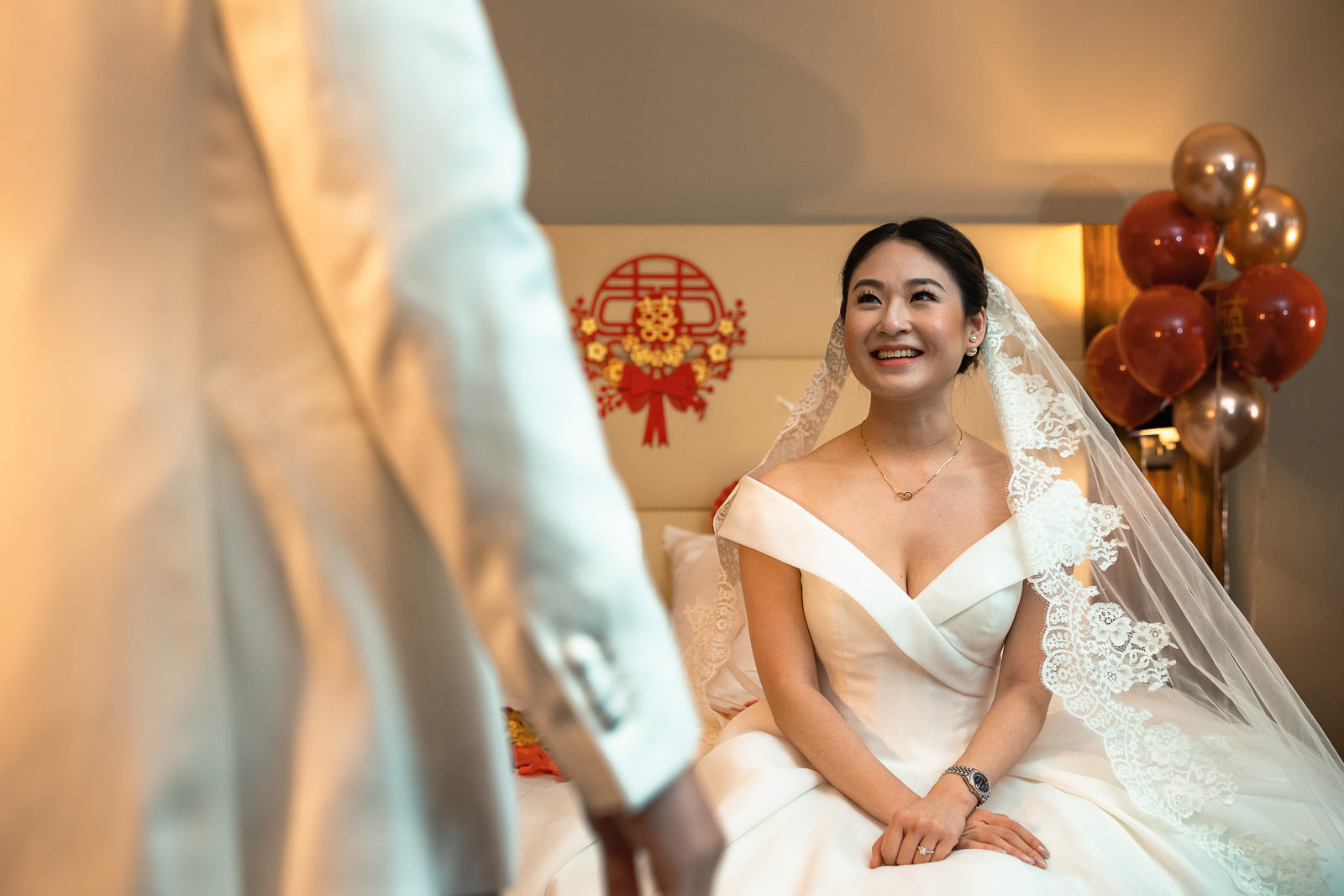 First look bruid Chinese bruiloft Trouwfotograaf Rotterdam Wereld Museum en Huis ter Duijn Noordwijk